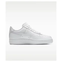 Air Force 1 '07 Smooth Leather Low Top Sneakers