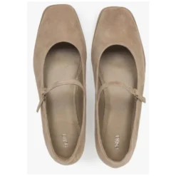 Beige Ballet Flats til kvinder med spænde lavet af blød velour