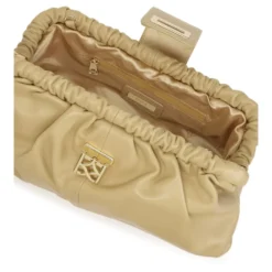 Beige clutch pung taske