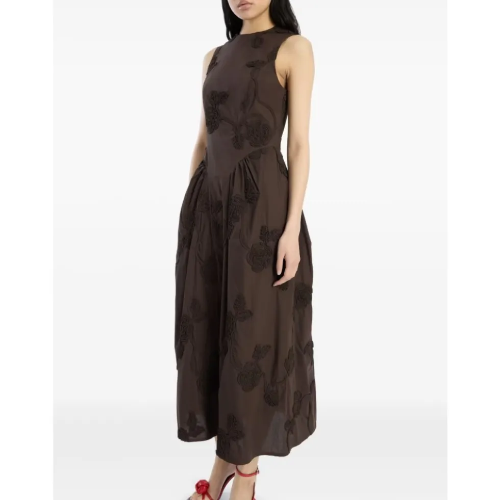 Broderet blomstret midi-kjole