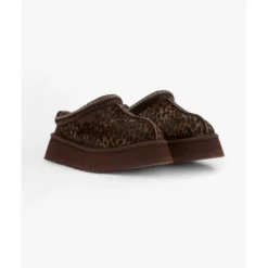Caspian Burnt Cedar Slipper Stilfuld Model