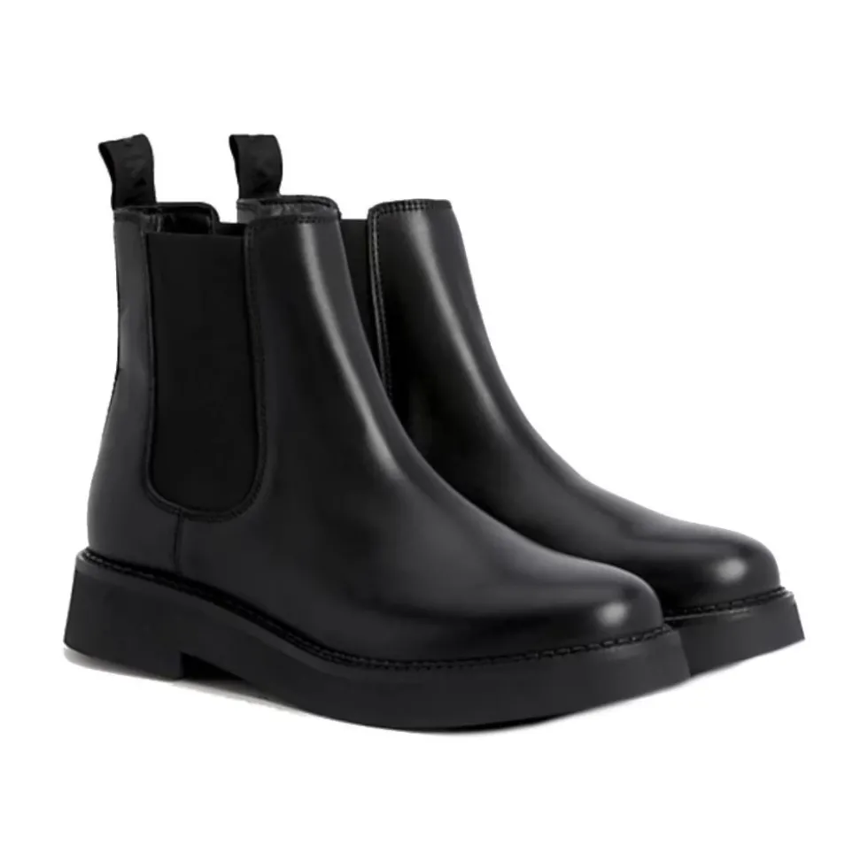 Chelsea Boots