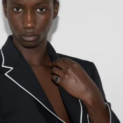 Chevalier Ring