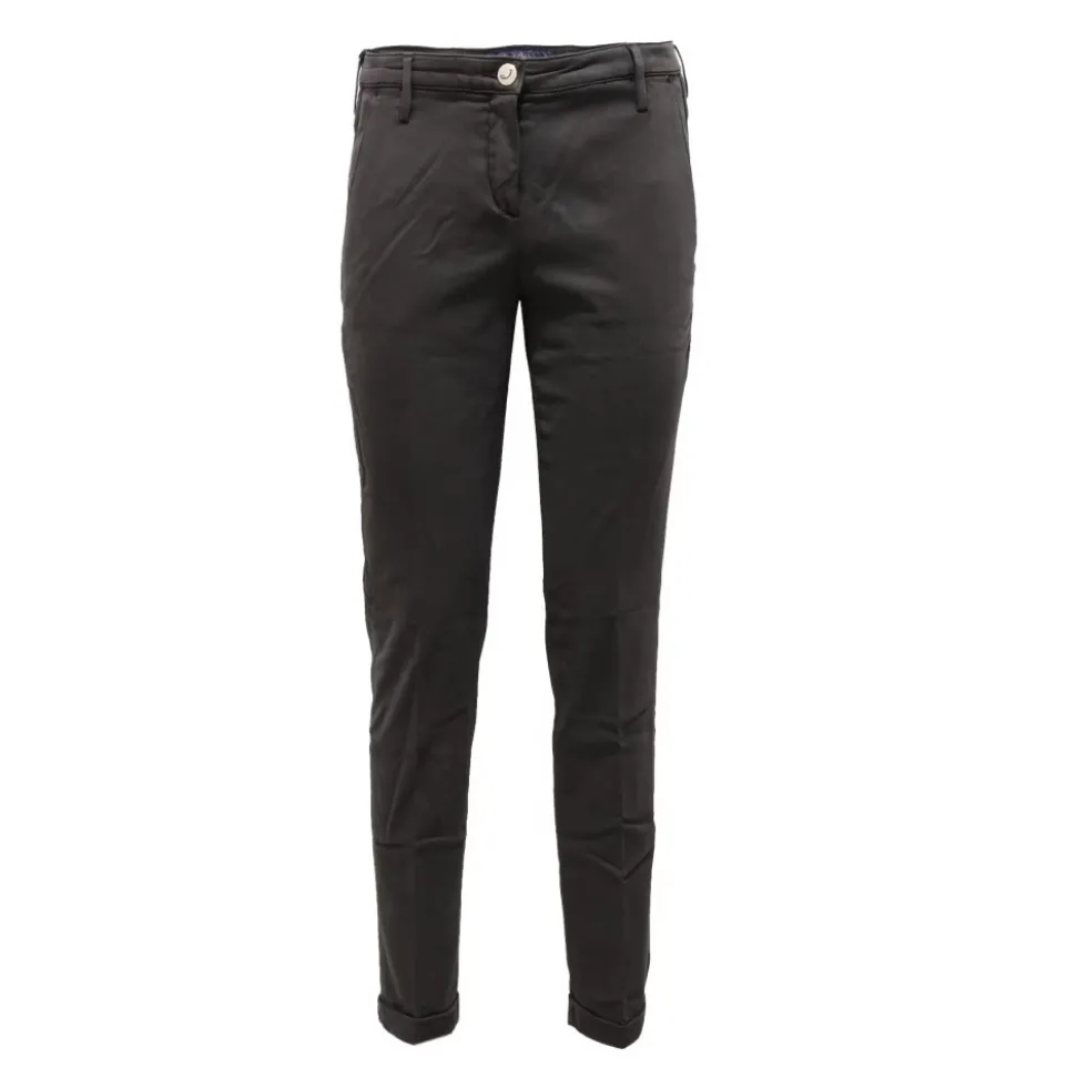 Chinos