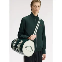Classic Barrel Bag
