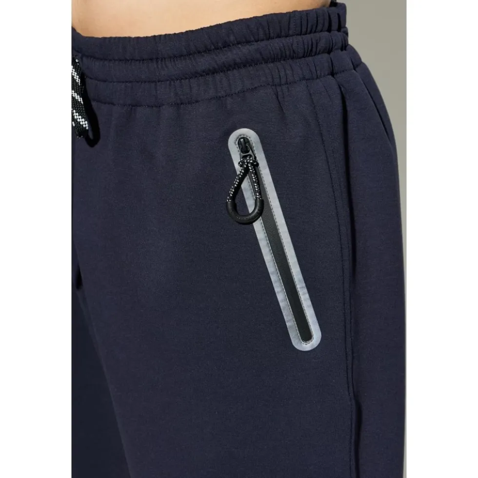 Day-Namic Sweatpants