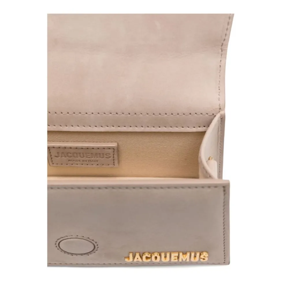 Elegant Beige Tasker med Guld Logo