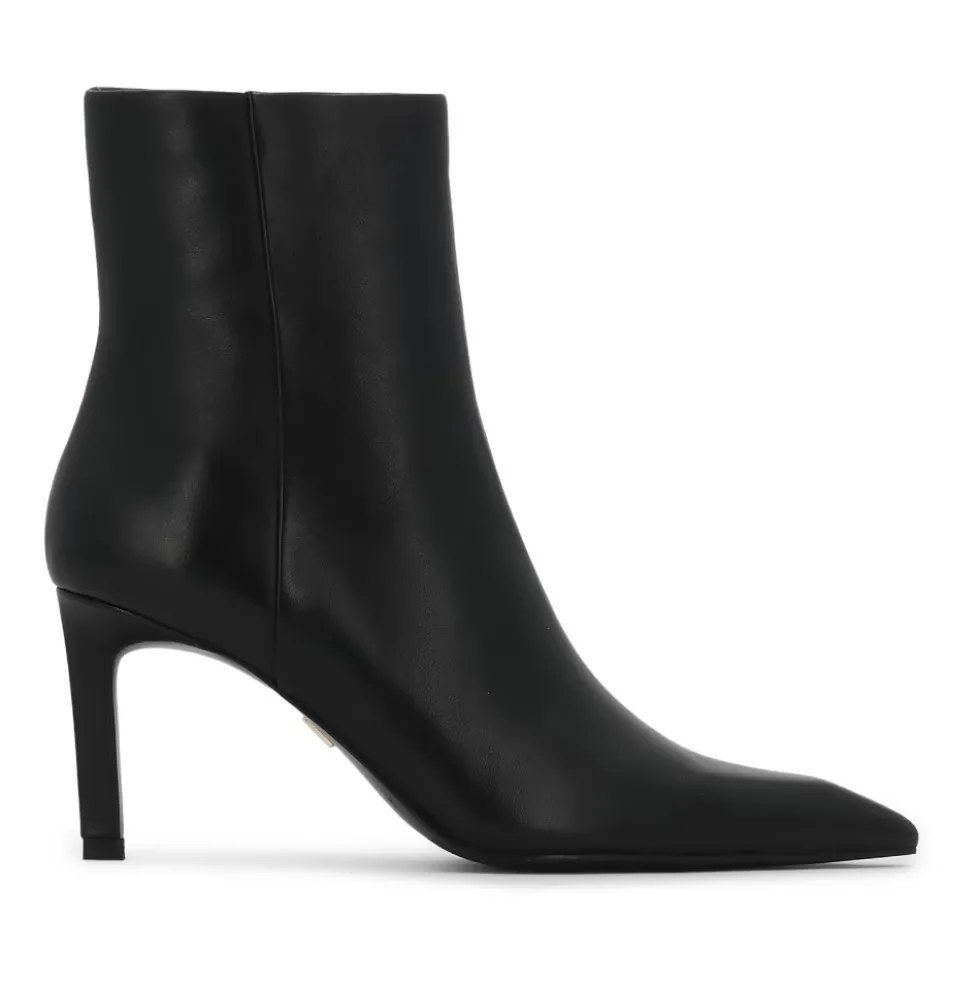 Elegante stiletstøvler med hæle i glat læder