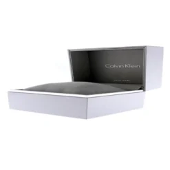 Elegant Quartz Ur med Sølvfarvet Urskive