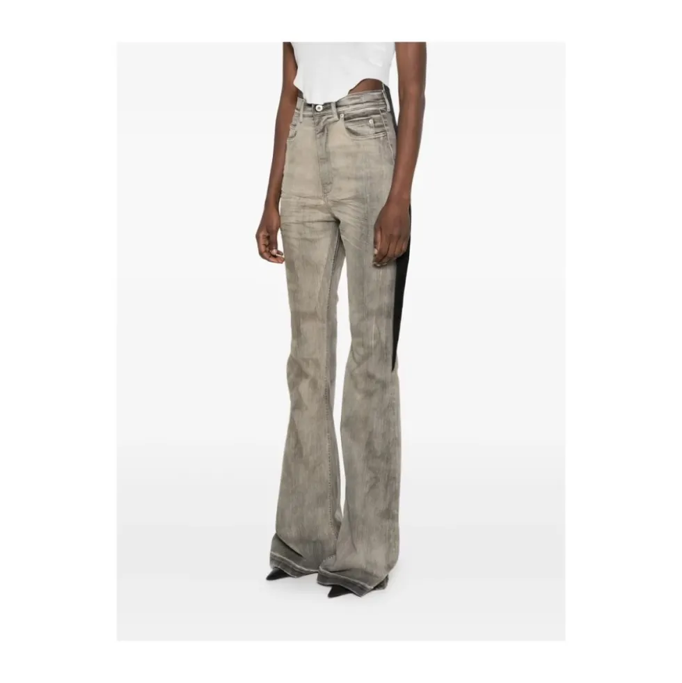 Flared Jeans