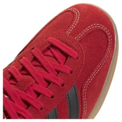 Gazelle Indoor
