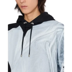 Hoodie med T-shirt print