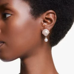 Idyllia Drop Earrings