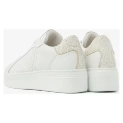 Isa Layne Sneakers