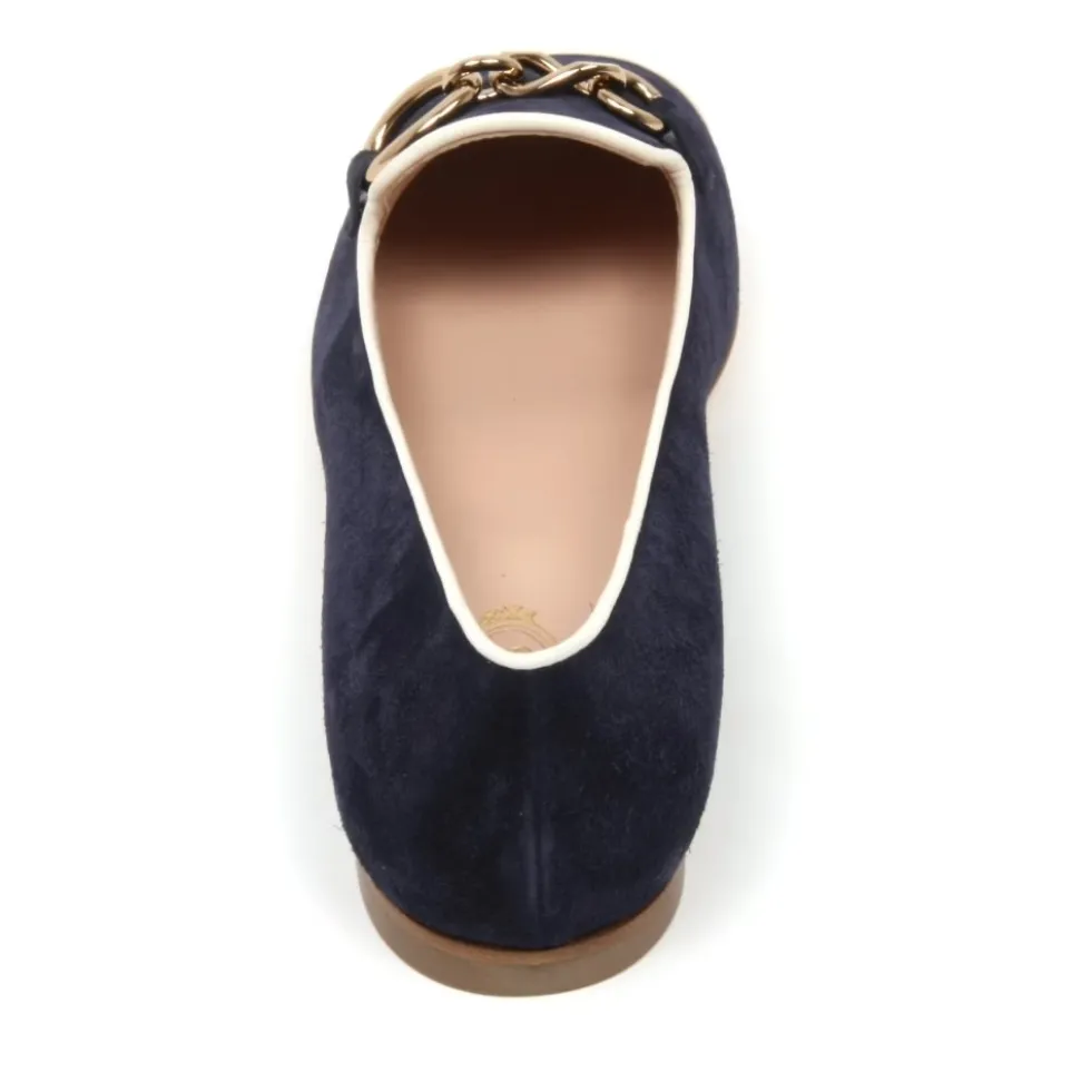 Ivory Ballerina Sko med Kædedetalje