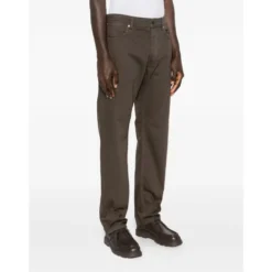 J100005 Straight Jeans