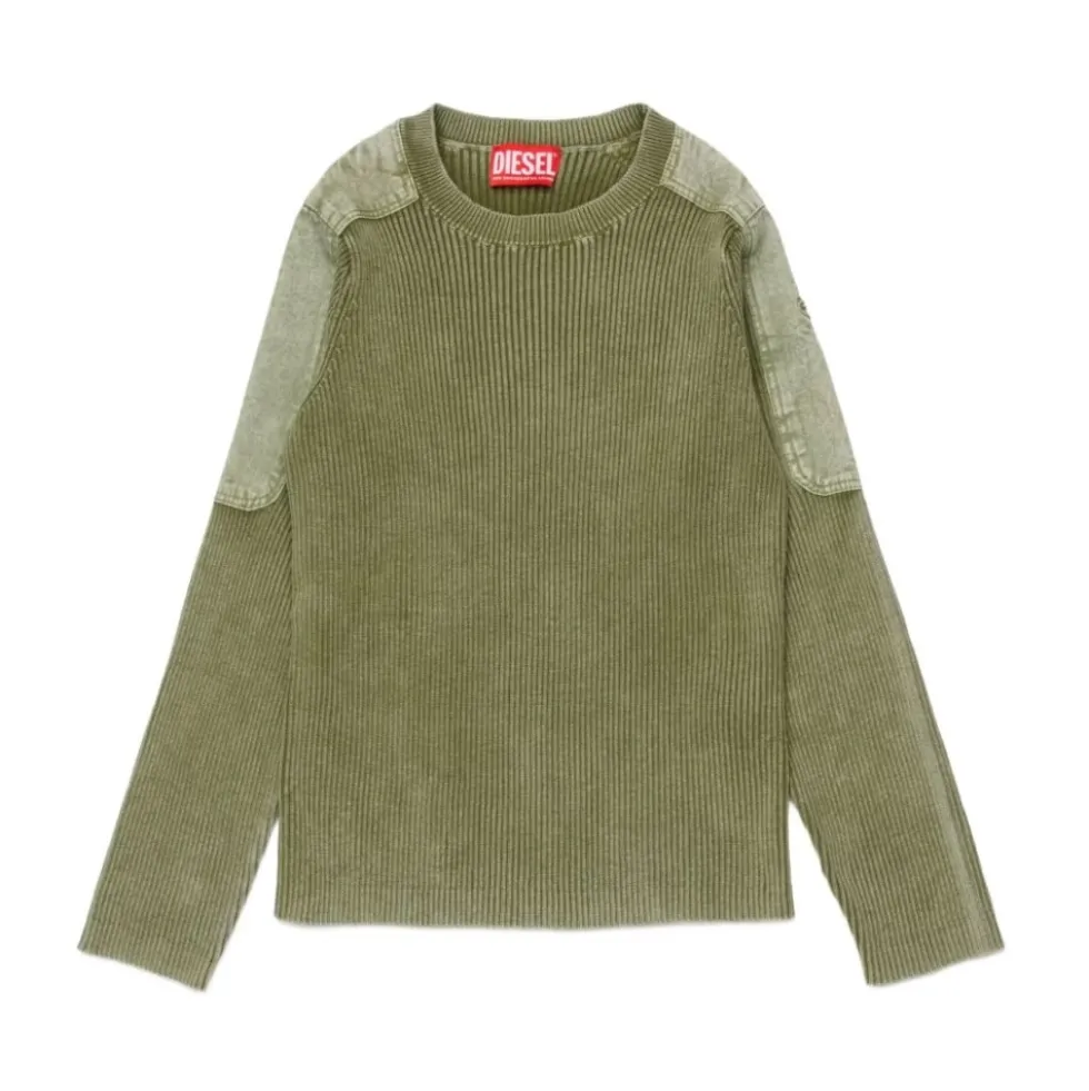 Kameryn Strik Top