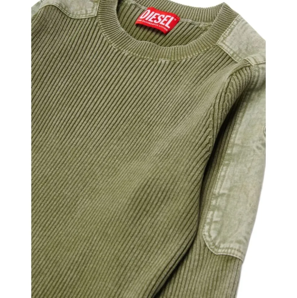 Kameryn Strik Top