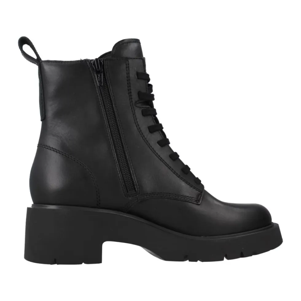Lace-up Boots