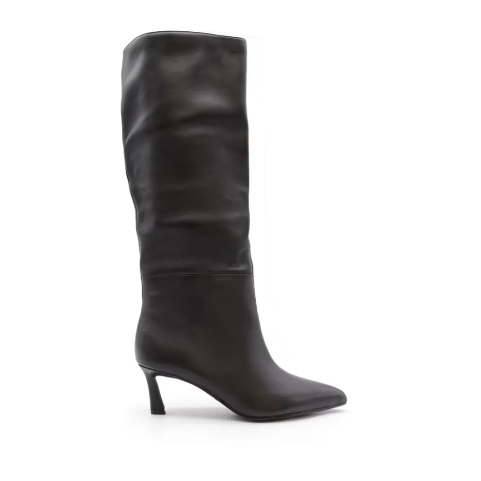 Lavan Knee Boot