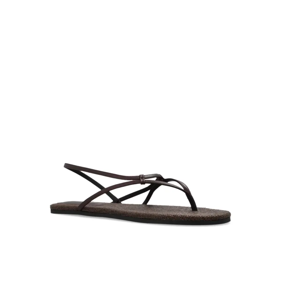 Lawan Sandal