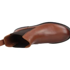 Leather Cleated Chelsea