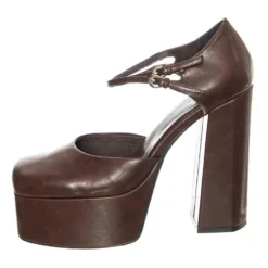 Leila Sandal