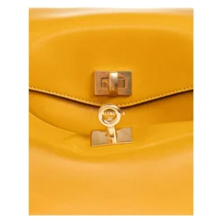 Le 7 Shoulder Bag Medium