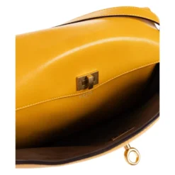 Le 7 Shoulder Bag Medium