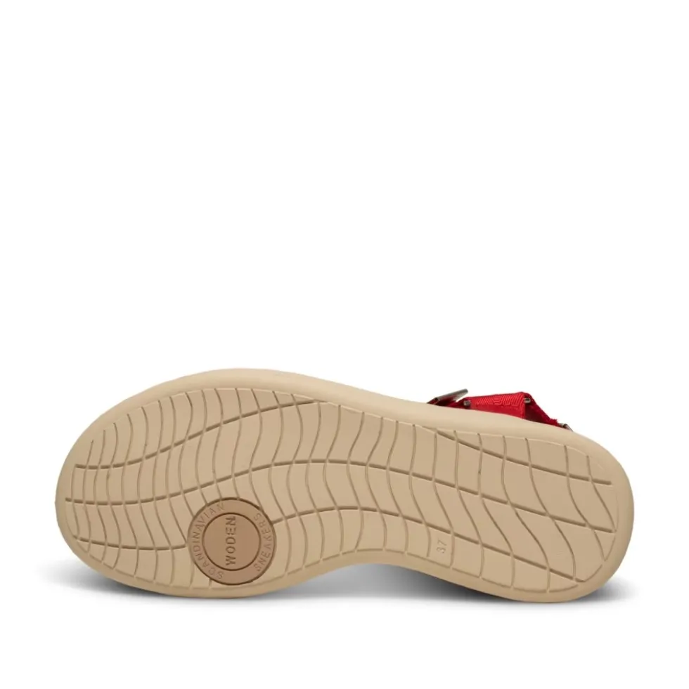 Line Sandal