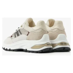 Liz Dae Sneakers