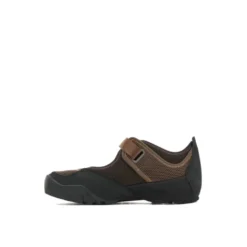 Loie Sneakers