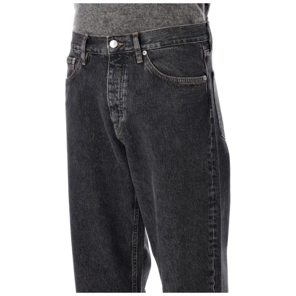 Loose Fit Jeans