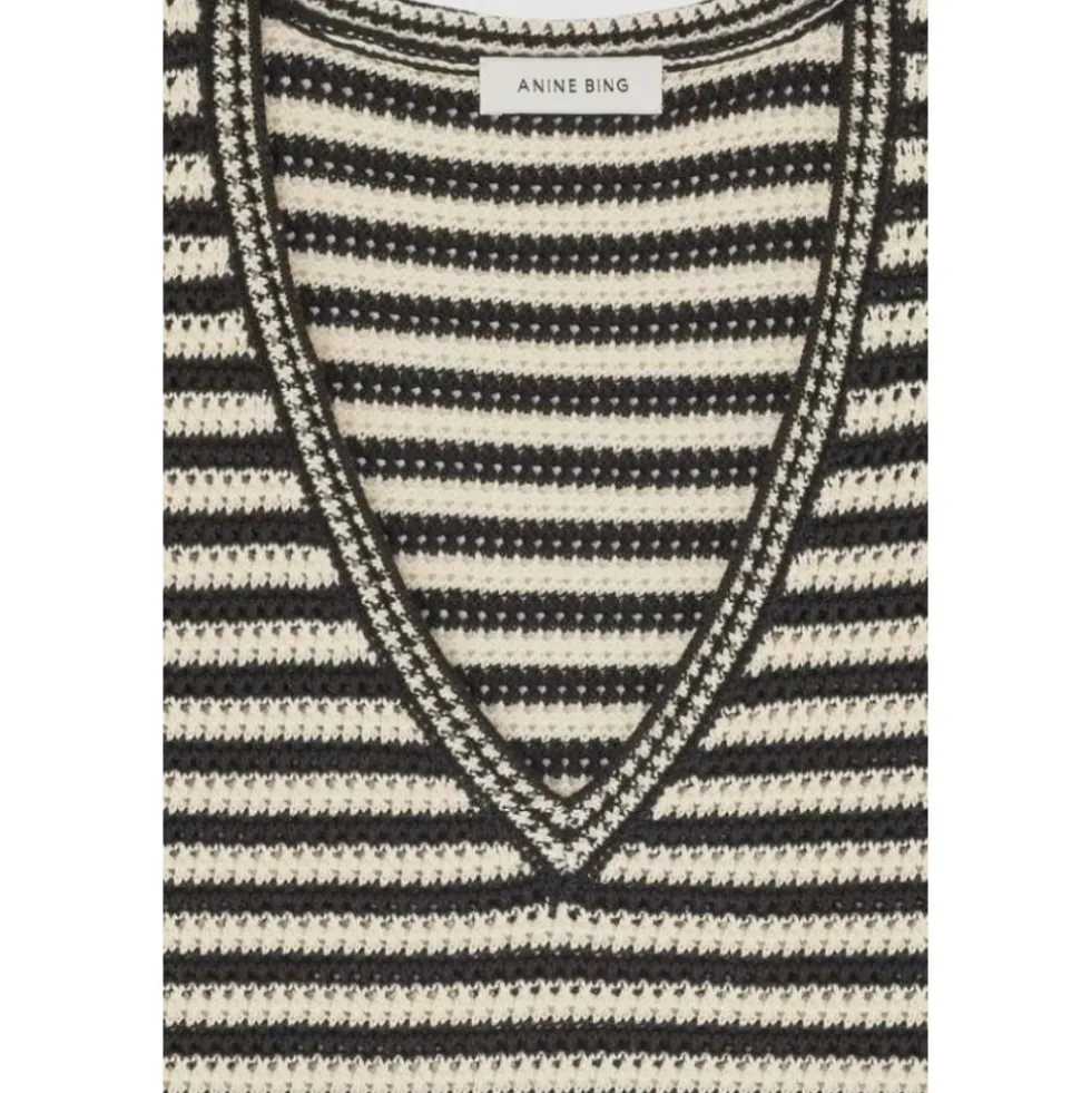 Lowen Sweater