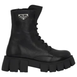 Low Flat Logo Boots