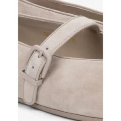 Lyse Beige Ballerinaer med Spænde