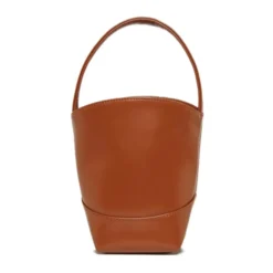 Marni Tasker.. Brun