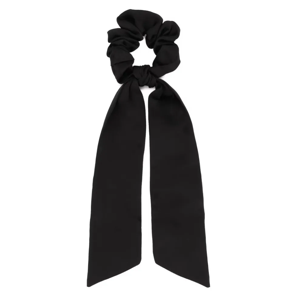 Miriela Scrunchie