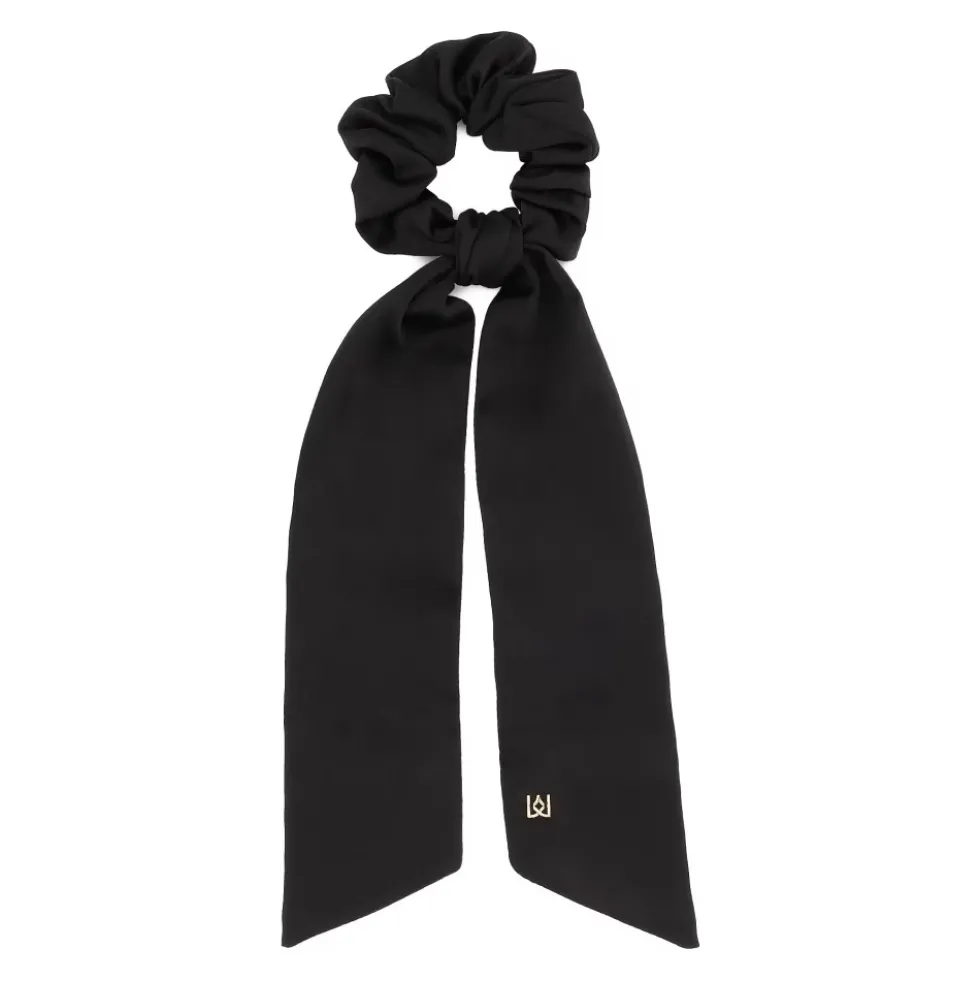 Miriela Scrunchie