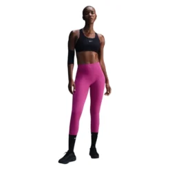 One High-Waisted 7/8 Leggings