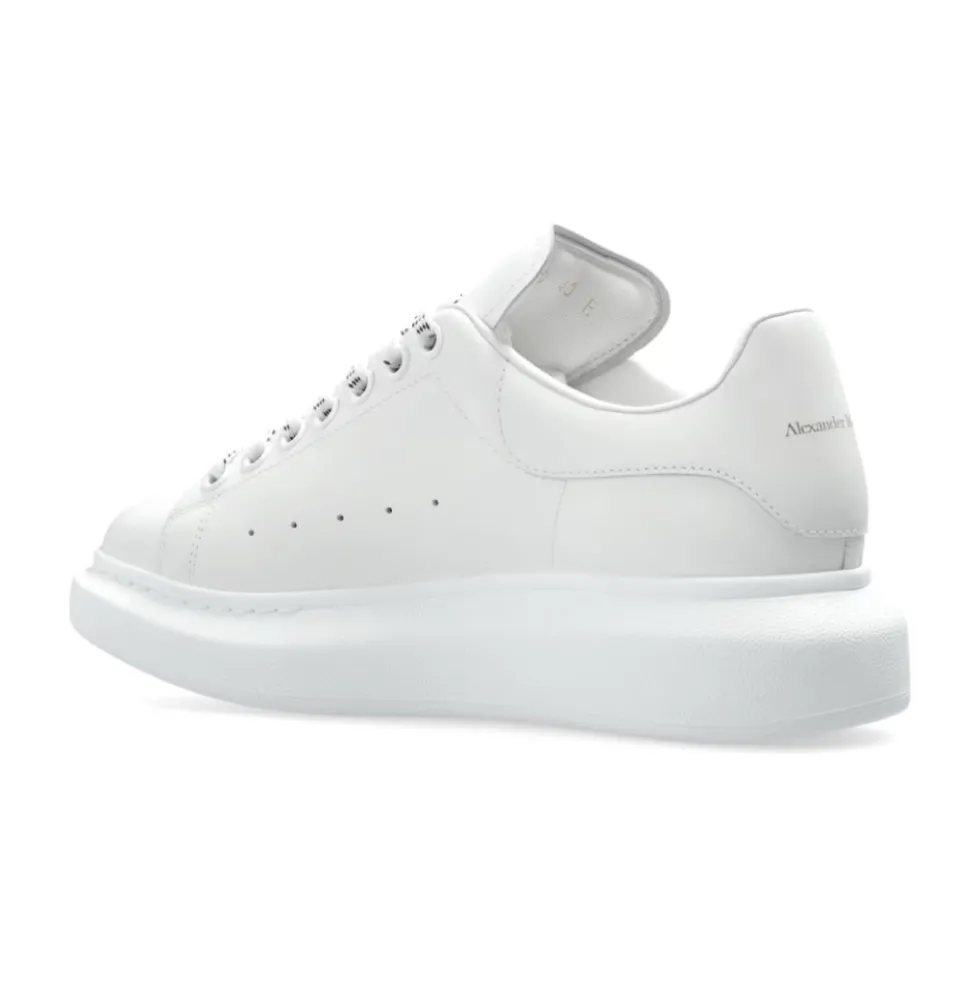 Oversized Sneaker