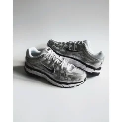 P-6000 Sneakers