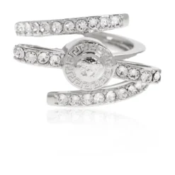 Ring med glitrende krystaller