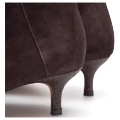 Saga Zip Suede Ankelstøvle