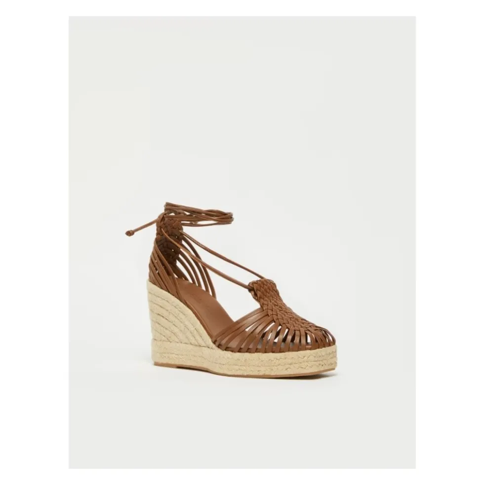 Sandaler med flettet læder og platform