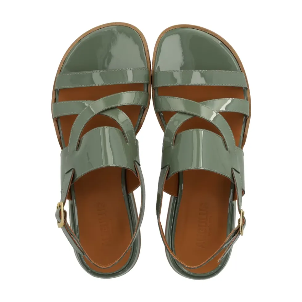 Sandal med ankelrem