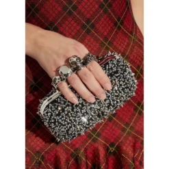 Skull Knuckle Clutch