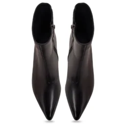 Sleek Pointed Ankelstøvle med Kitten Heel