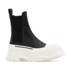 Slick Chelsea Boot