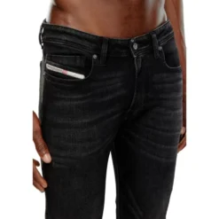 Slim-fit Jeans